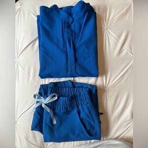 Figs Uman High Waisted Relaxed Jogger Scrub Pants & Rafaela Top